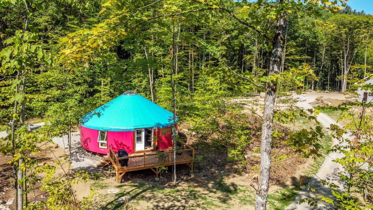 Yourtes Glamping Du Poisson Blanc Notre-Dame-du-Laus Eksteriør billede